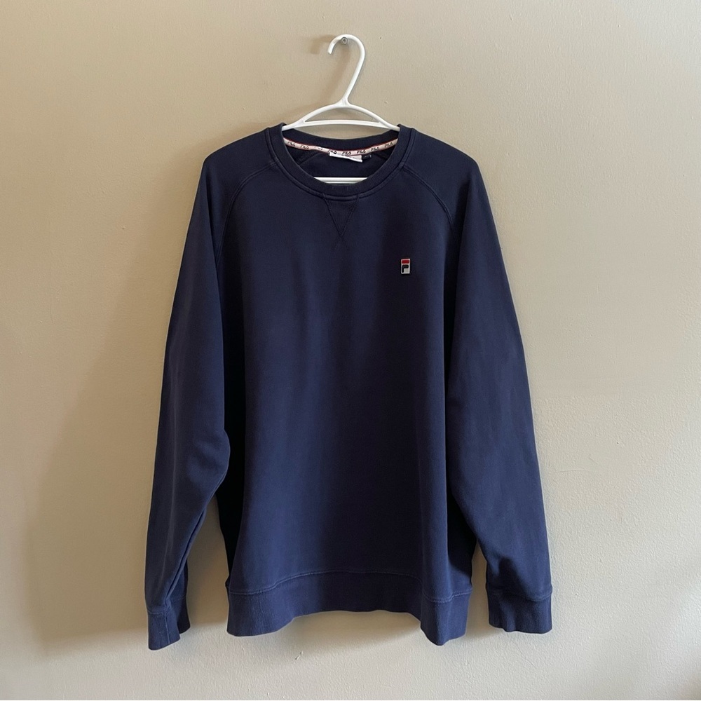 Fila Navy Blue Crewneck Sweatshirt w Embroidered Patch Logo – Size 2XL EUC - Picture 2 of 12